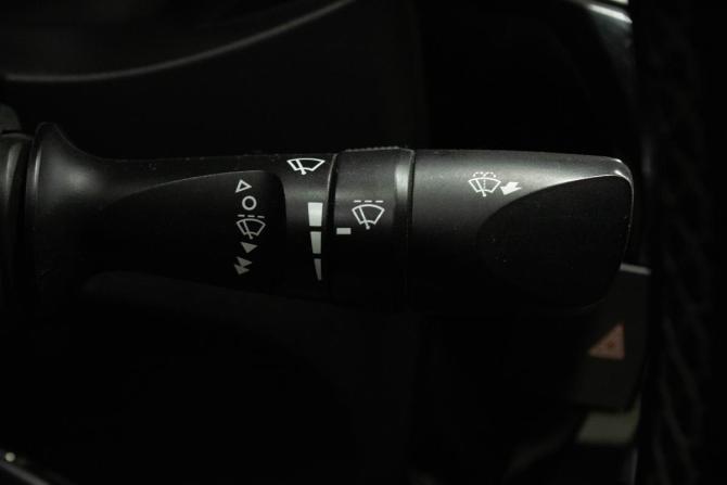Toyota Corolla XI (E160 E170 E180) с пробегом 2013 года, цена 909 000 рублей, 198895 км, седан, Автокод Объявления