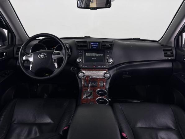 Toyota Highlander II (XU40) Рестайлинг с пробегом 2011 года, цена 1 850 000 рублей, 235315 км, внедорожник, Автокод Объявления