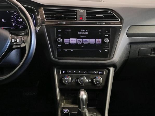 Volkswagen Tiguan II с пробегом 2019 года, цена 2 949 000 рублей, 180536 км, внедорожник, Автокод Объявления