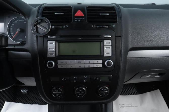 Volkswagen Jetta V с пробегом 2007 года, цена 479 000 рублей, 300353 км, седан, Автокод Объявления