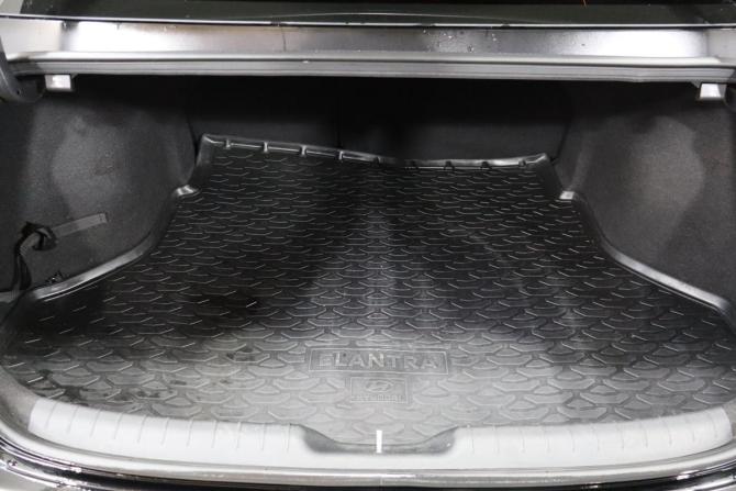 Hyundai Elantra VII (CN7) с пробегом 2021 года, цена 1 749 000 рублей, 143000 км, седан, Автокод Объявления