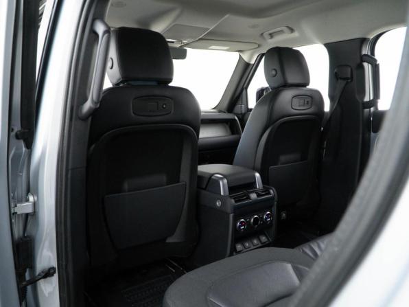 Land Rover Defender II с пробегом 2020 года, цена 4 799 077 рублей, 85918 км, внедорожник, Автокод Объявления
