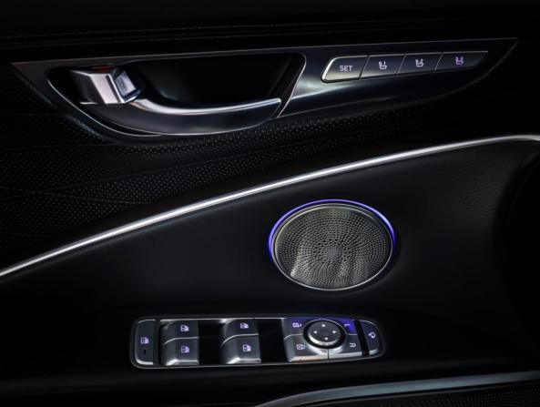 Kia K900 II с пробегом 2020 года, цена 2 990 000 рублей, 159680 км, седан, Автокод Объявления