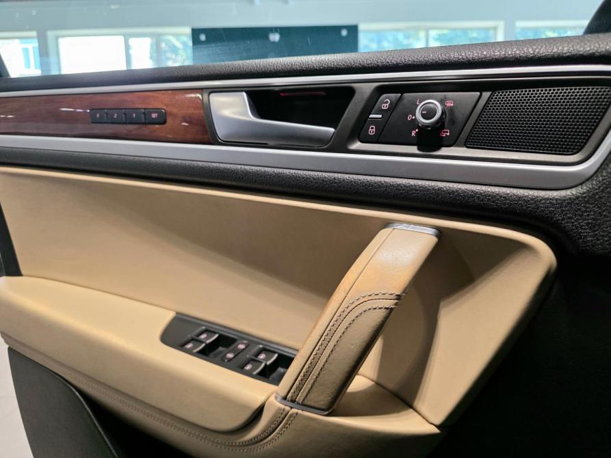 Volkswagen Touareg II Великий Новгород  - изображение 16