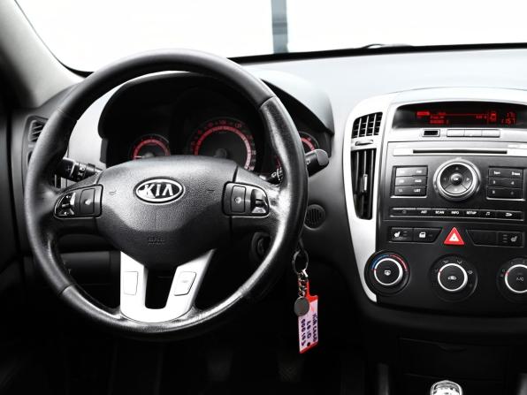 Kia Ceed I Рестайлинг с пробегом 2010 года, цена 705 000 рублей, 336561 км, универсал, Автокод Объявления