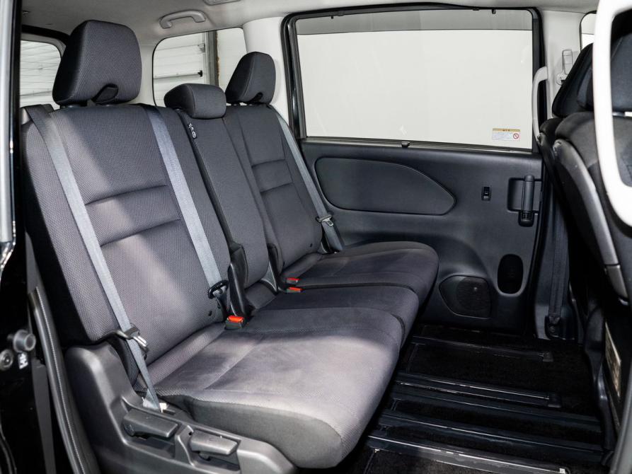 Nissan Serena V (C27) Чита  - изображение 6