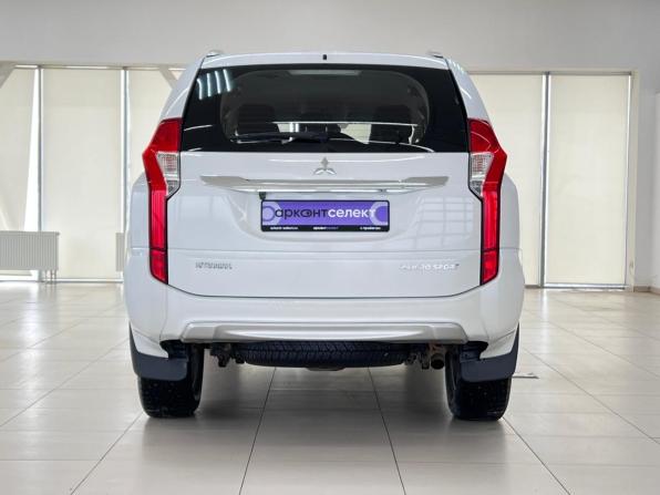 Mitsubishi Pajero Sport III с пробегом 2018 года, цена 2 800 000 рублей, 116500 км, внедорожник, Автокод Объявления
