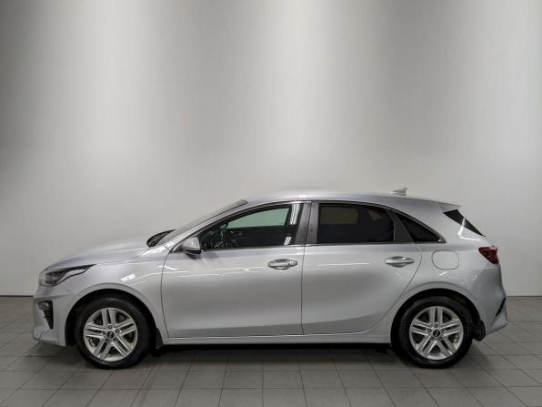 Kia Ceed III с пробегом 2019 года, цена 1 590 000 рублей, 125624 км, хэтчбек, Автокод Объявления