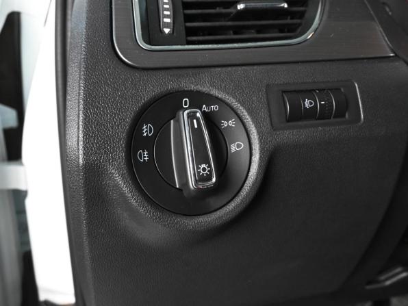 Skoda Rapid I Рестайлинг с пробегом 2019 года, цена 1 439 000 рублей, 113088 км, лифтбек, Автокод Объявления