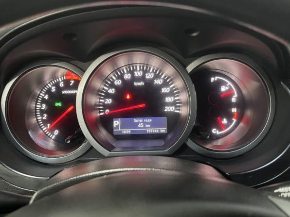 Suzuki Grand Vitara II Рестайлинг с пробегом 2010 года, цена 975 000 рублей, 197739 км, внедорожник, Автокод Объявления
