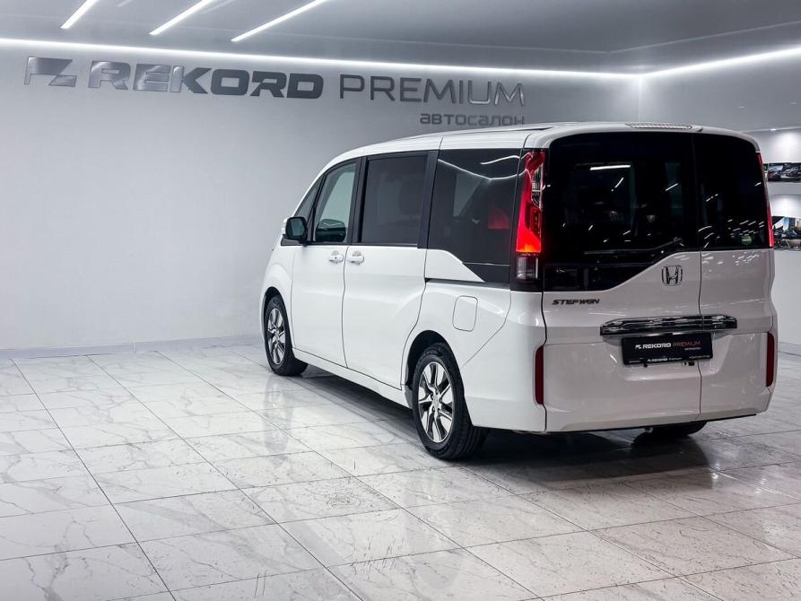 Honda Stepwgn V Рестайлинг Уфа  - изображение 24