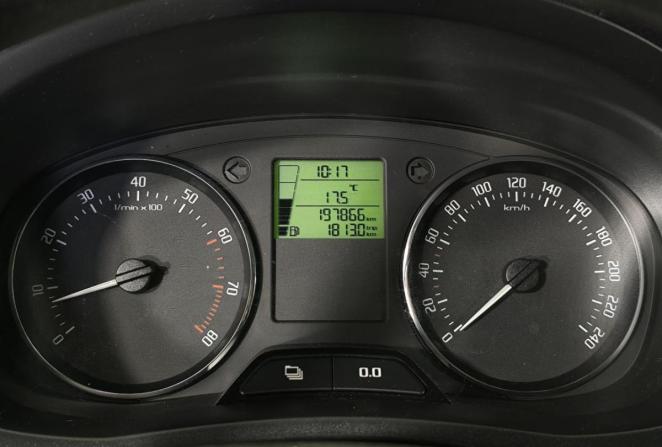 Skoda Fabia II Рестайлинг с пробегом 2011 года, цена 594 000 рублей, 198000 км, хэтчбек, Автокод Объявления
