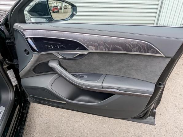 Audi A8 IV (D5) с пробегом 2021 года, цена 7 595 000 рублей, 67193 км, седан, Автокод Объявления