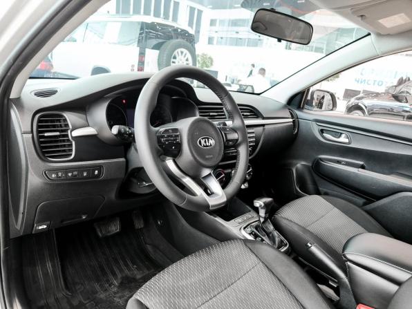 Kia Rio IV с пробегом 2017 года, цена 1 350 000 рублей, 93203 км, седан, Автокод Объявления