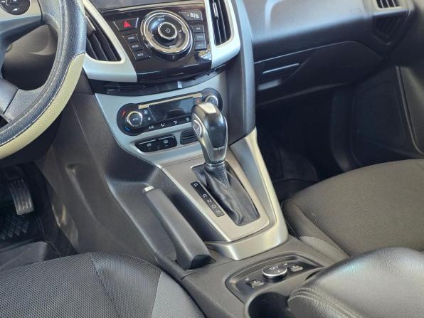 Ford Focus III Рестайлинг с пробегом 2014 года, цена 999 000 рублей, 165000 км, седан, Автокод Объявления