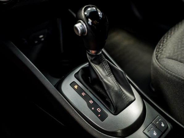 Kia Rio III Рестайлинг с пробегом 2015 года, цена 1 165 000 рублей, 119678 км, хэтчбек, Автокод Объявления