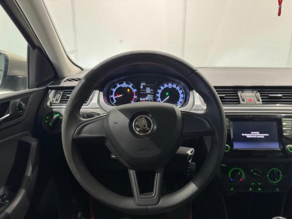 Skoda Rapid I Рестайлинг с пробегом 2019 года, цена 1 100 000 рублей, 103000 км, лифтбек, Автокод Объявления
