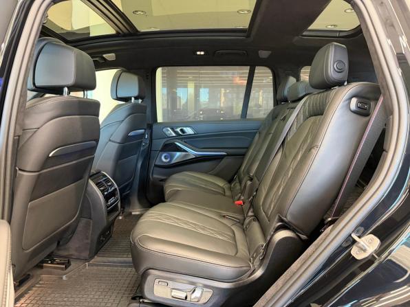 BMW X7 I (G07) Рестайлинг с пробегом 2025 года, цена 16 990 000 рублей, 2487 км, внедорожник, Автокод Объявления