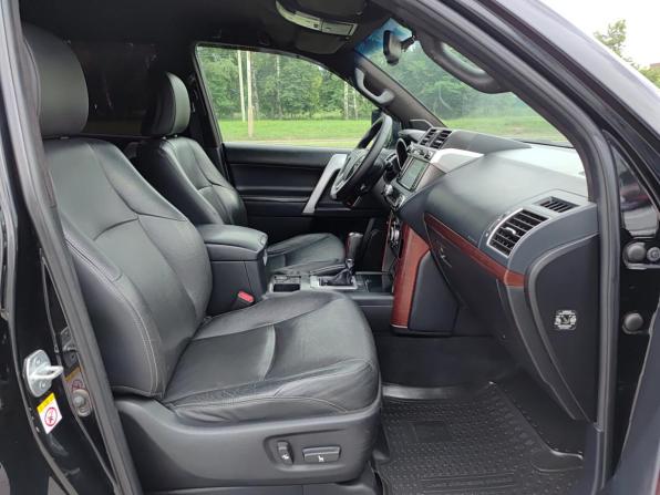 Toyota Land Cruiser Prado 150 Series Рестайлинг 1 с пробегом 2015 года, цена 3 990 000 рублей, 148384 км, внедорожник, Автокод Объявления