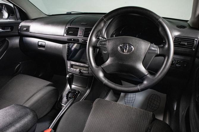 Toyota Avensis II Рестайлинг с пробегом 2008 года, цена 749 000 рублей, 268558 км, седан, Автокод Объявления