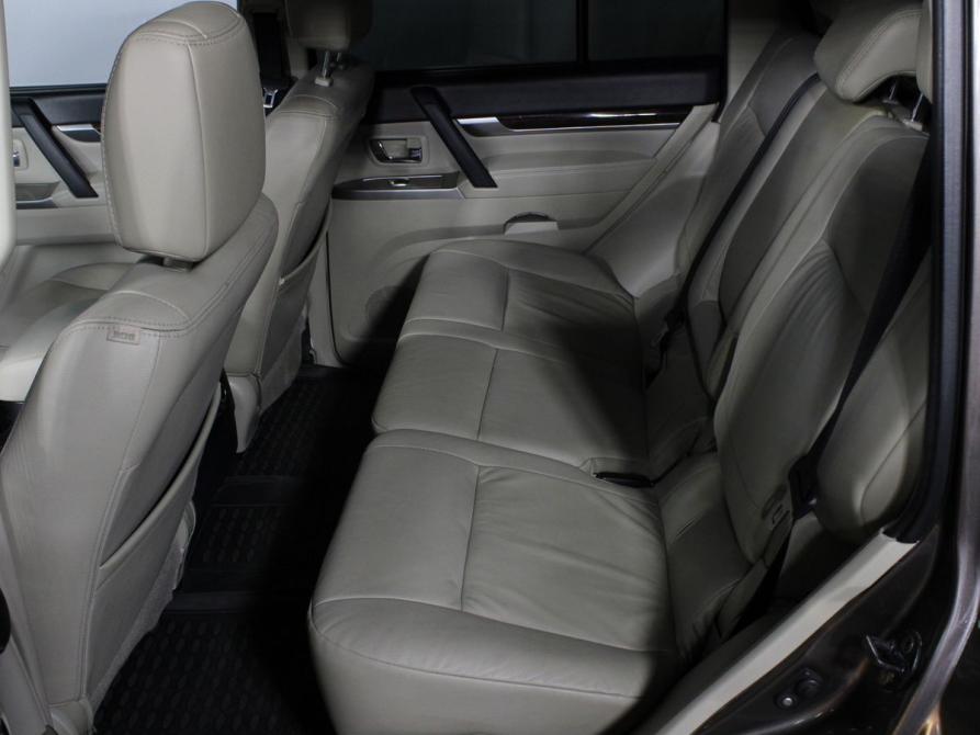 Mitsubishi Pajero IV Рестайлинг 1 Белгород  - изображение 17