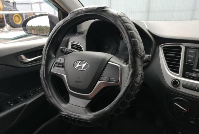 Hyundai Solaris II с пробегом 2019 года, цена 1 420 000 рублей, 84592 км, седан, Автокод Объявления