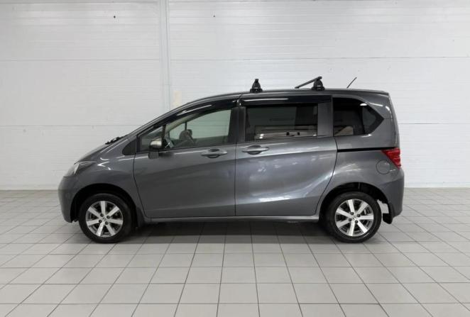 Honda Freed I с пробегом 2009 года, цена 1 030 000 рублей, 159067 км, компактвэн, Автокод Объявления
