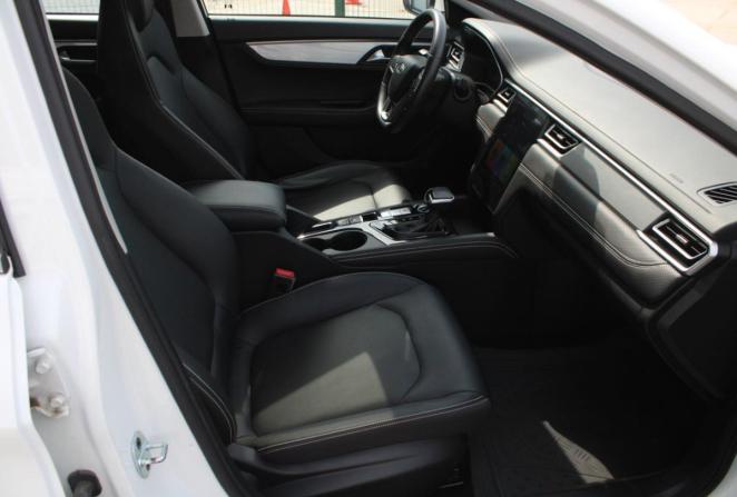 JAC J7 I с пробегом 2023 года, цена 1 595 000 рублей, 32607 км, лифтбек, Автокод Объявления