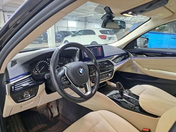 BMW 5 серии VII (G30/G31/G38) Рестайлинг с пробегом 2021 года, цена 4 947 900 рублей, 66032 км, седан, Автокод Объявления