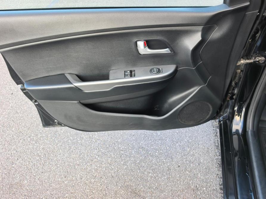 Kia Rio III Рестайлинг Санкт-Петербург  - изображение 15