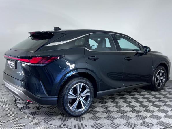 Lexus RX V с пробегом 2026 года, цена 8 190 000 рублей, 20 км, внедорожник, Автокод Объявления