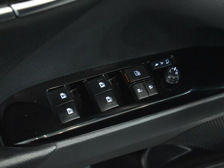 Toyota Camry VIII (XV70) Екатеринбург  - изображение 13