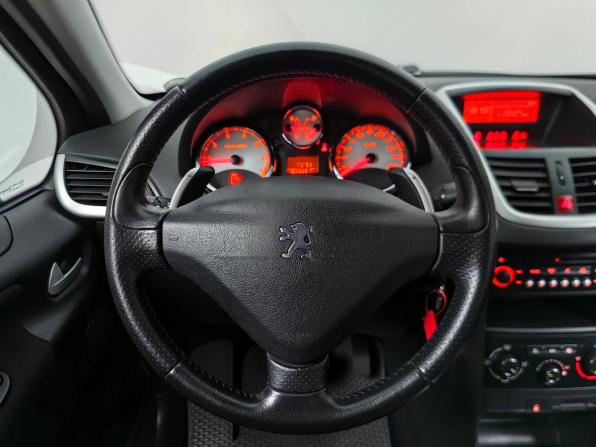 Peugeot 207 I Рестайлинг с пробегом 2010 года, цена 348 000 рублей, 93000 км, хэтчбек, Автокод Объявления