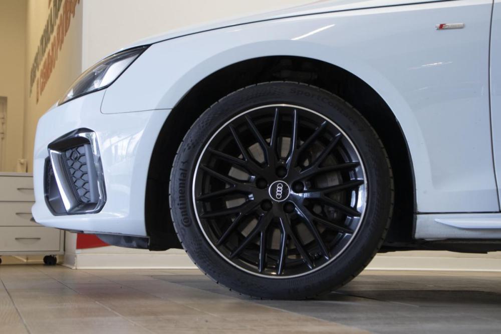 Audi A4 V (B9) Рестайлинг Москва  - изображение 35