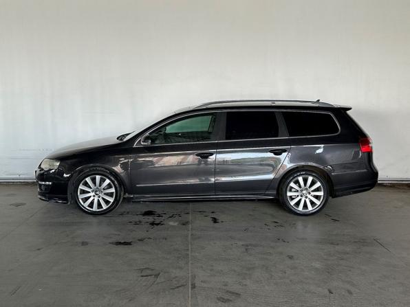 Volkswagen Passat B6 с пробегом 2008 года, цена 647 000 рублей, 309365 км, универсал, Автокод Объявления