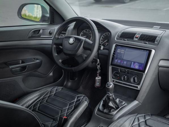 Skoda Octavia II (A5) Рестайлинг с пробегом 2013 года, цена 530 000 рублей, 531000 км, лифтбек, Автокод Объявления