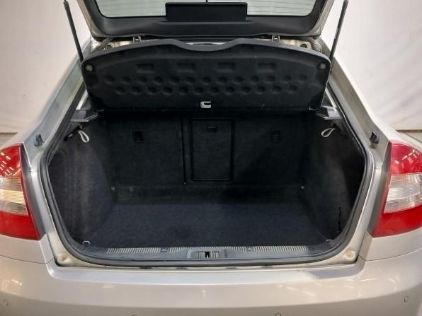 Skoda Octavia II (A5) Рестайлинг с пробегом 2011 года, цена 560 000 рублей, 208374 км, лифтбек, Автокод Объявления