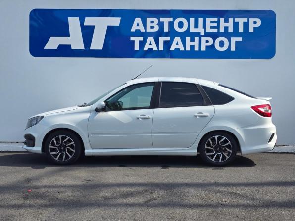 Lada (ВАЗ) Granta I Рестайлинг с пробегом 2023 года, цена 1 049 000 рублей, 43000 км, лифтбек, Автокод Объявления