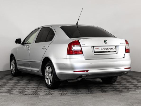 Skoda Octavia II (A5) Рестайлинг с пробегом 2010 года, цена 649 000 рублей, 263902 км, лифтбек, Автокод Объявления