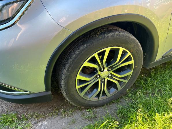 Mitsubishi Outlander III Рестайлинг 2 с пробегом 2016 года, цена 2 299 000 рублей, 170932 км, внедорожник, Автокод Объявления