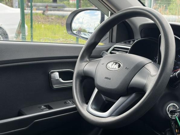 Kia Rio III с пробегом 2013 года, цена 659 000 рублей, 101000 км, седан, Автокод Объявления