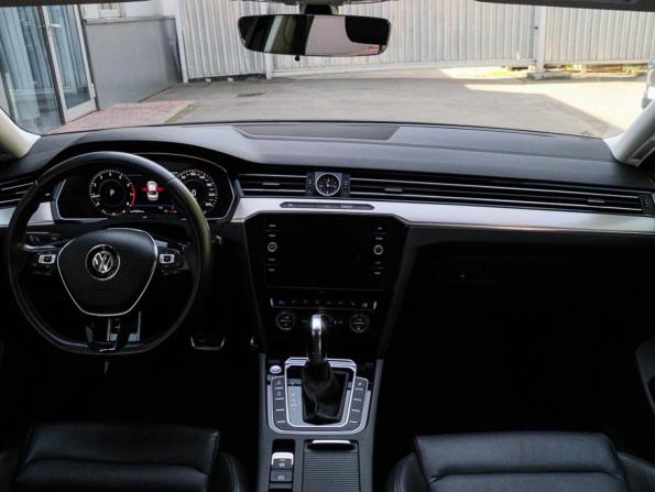 Volkswagen Passat B8 с пробегом 2019 года, цена 2 750 000 рублей, 57000 км, седан, Автокод Объявления