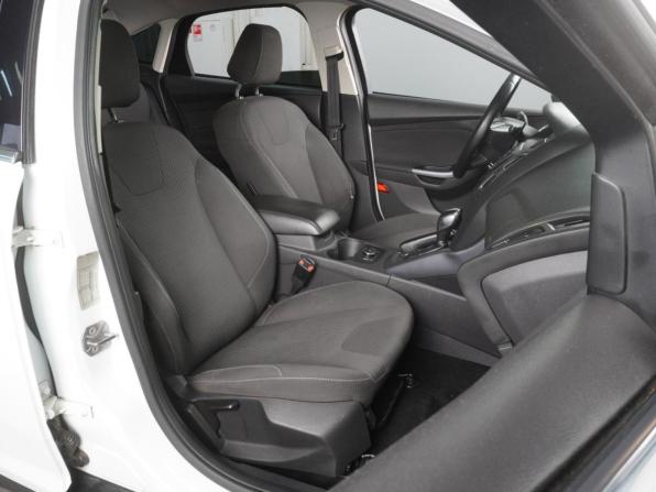 Ford Focus III с пробегом 2012 года, цена 890 000 рублей, 157163 км, седан, Автокод Объявления