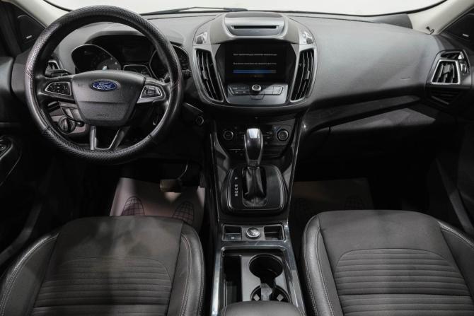 Ford Kuga II Рестайлинг с пробегом 2018 года, цена 1 749 000 рублей, 98600 км, внедорожник, Автокод Объявления