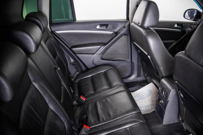 Volkswagen Tiguan I Рестайлинг с пробегом 2012 года, цена 1 349 000 рублей, 215000 км, внедорожник, Автокод Объявления