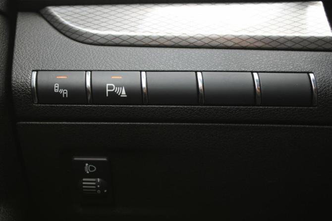 Lada (ВАЗ) Vesta I Рестайлинг (NG) с пробегом 2024 года, цена 1 475 000 рублей, 58000 км, универсал, Автокод Объявления