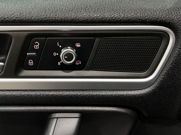 Volkswagen Touareg II с пробегом 2012 года, цена 2 340 000 рублей, 139369 км, внедорожник, Автокод Объявления