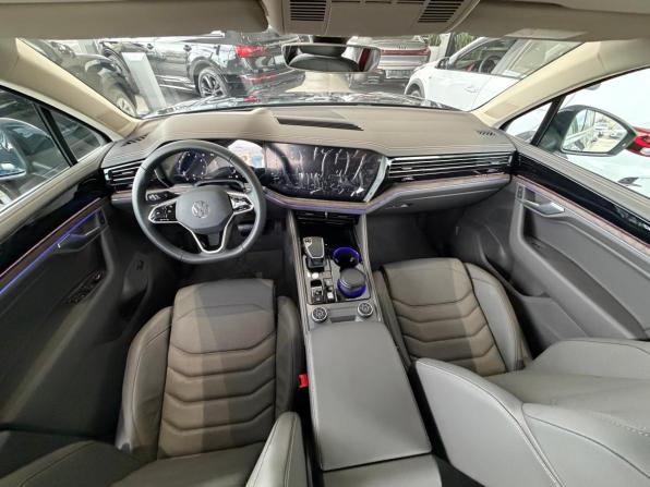 Volkswagen Touareg III Рестайлинг с пробегом 2025 года, цена 8 390 000 рублей, 50 км, внедорожник, Автокод Объявления