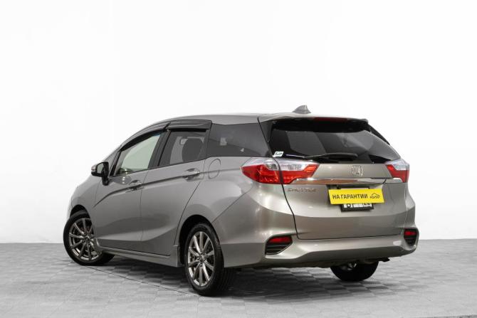 Honda Shuttle II с пробегом 2015 года, цена 1 199 000 рублей, 164000 км, универсал, Автокод Объявления