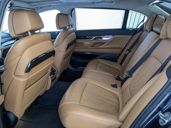 BMW 7 серии VI (G11/G12) с пробегом 2016 года, цена 3 185 000 рублей, 170782 км, седан, Автокод Объявления